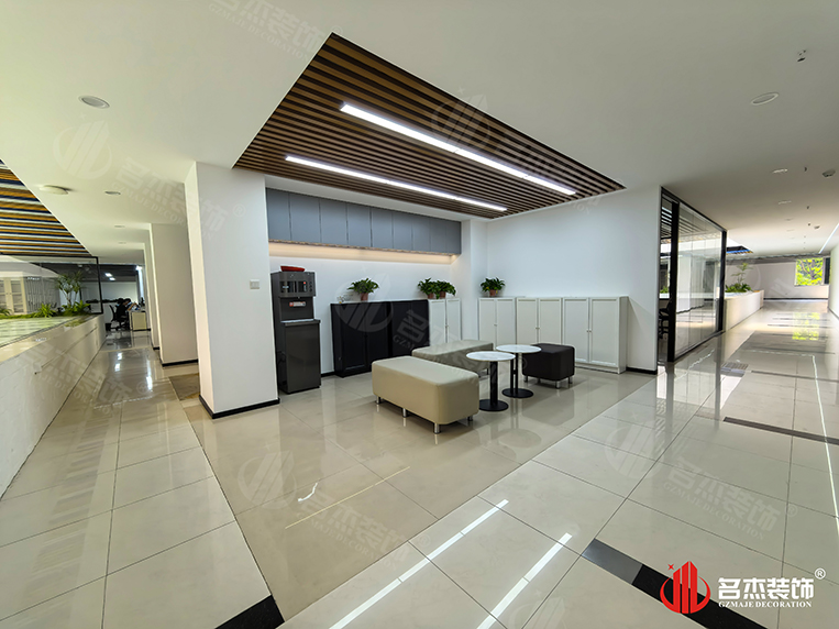 ���в�ˮ��